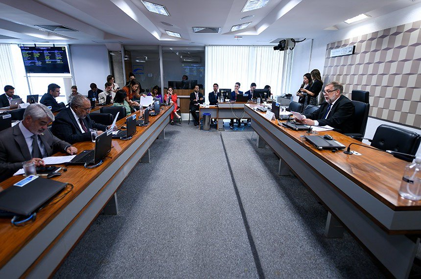 O PL 5.206/2023 foi aprovado na Comissão de Educação com relatório de Humberto Costa; texto vai a Plenário - Edilson Rodrigues/Agência Senado